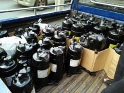 12278087_1043060539077338_2072932351_n